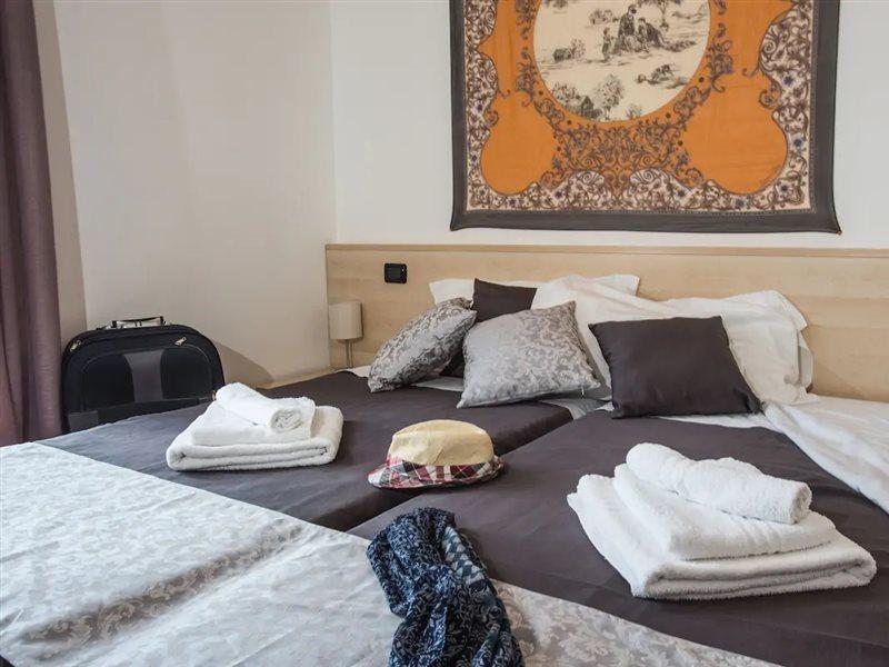 Hotel Vista Lago Брунате Екстер'єр фото
