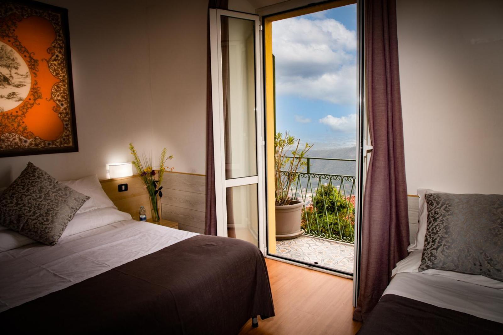 Hotel Vista Lago Брунате Екстер'єр фото
