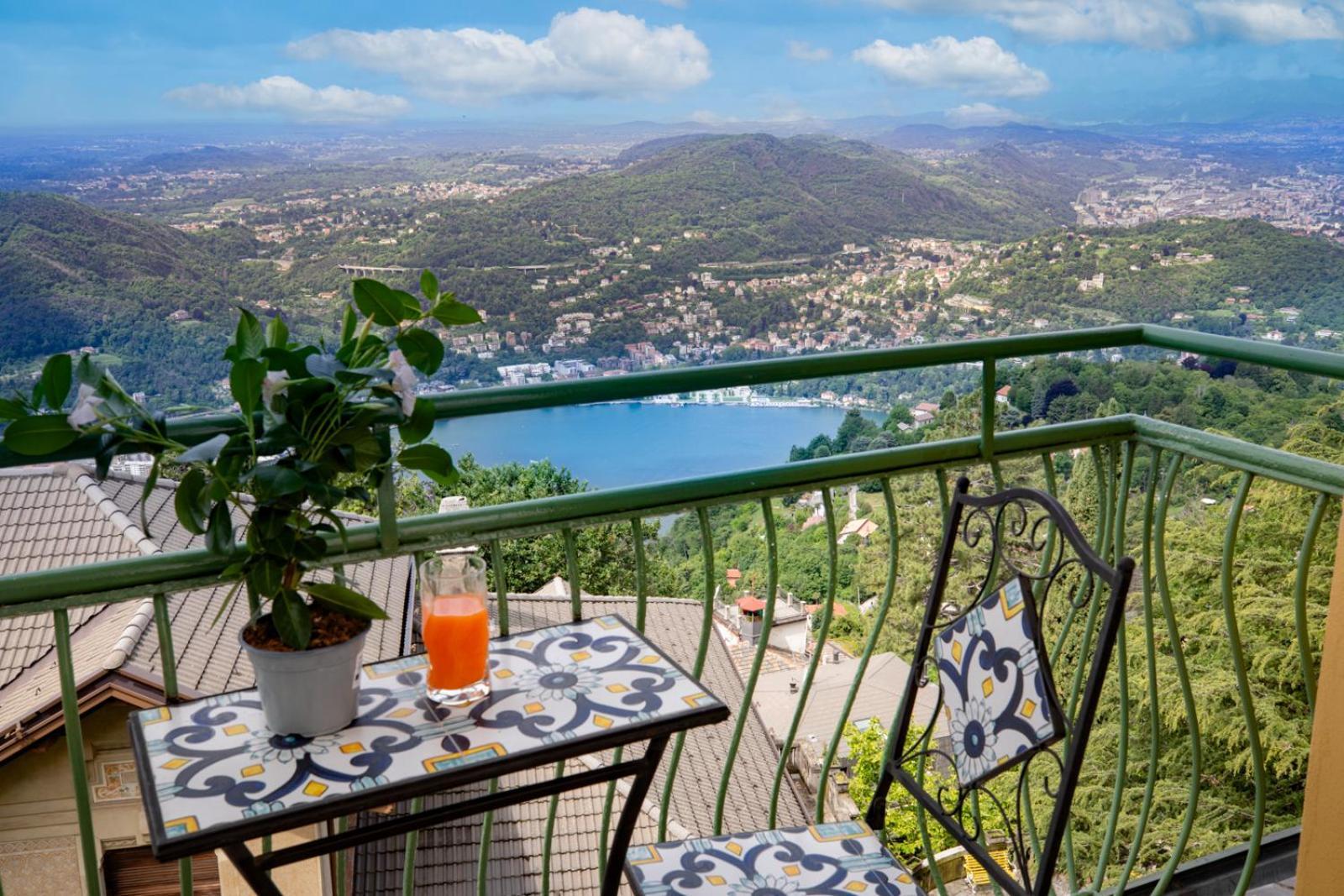 Hotel Vista Lago Брунате Екстер'єр фото