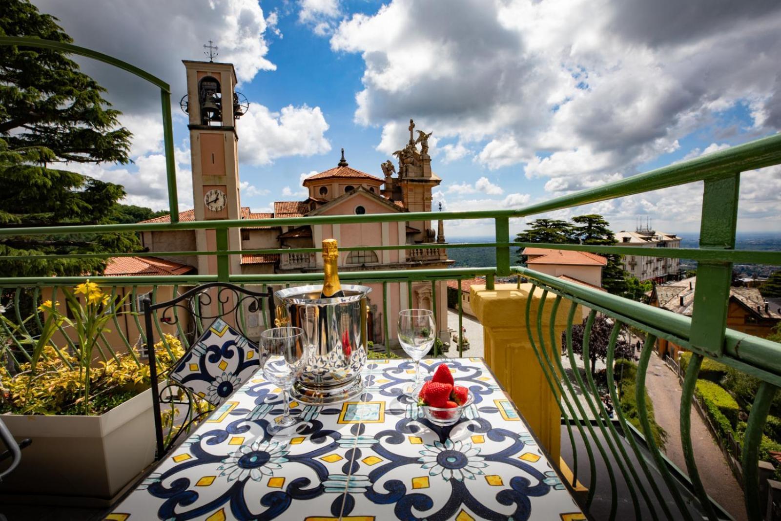 Hotel Vista Lago Брунате Екстер'єр фото