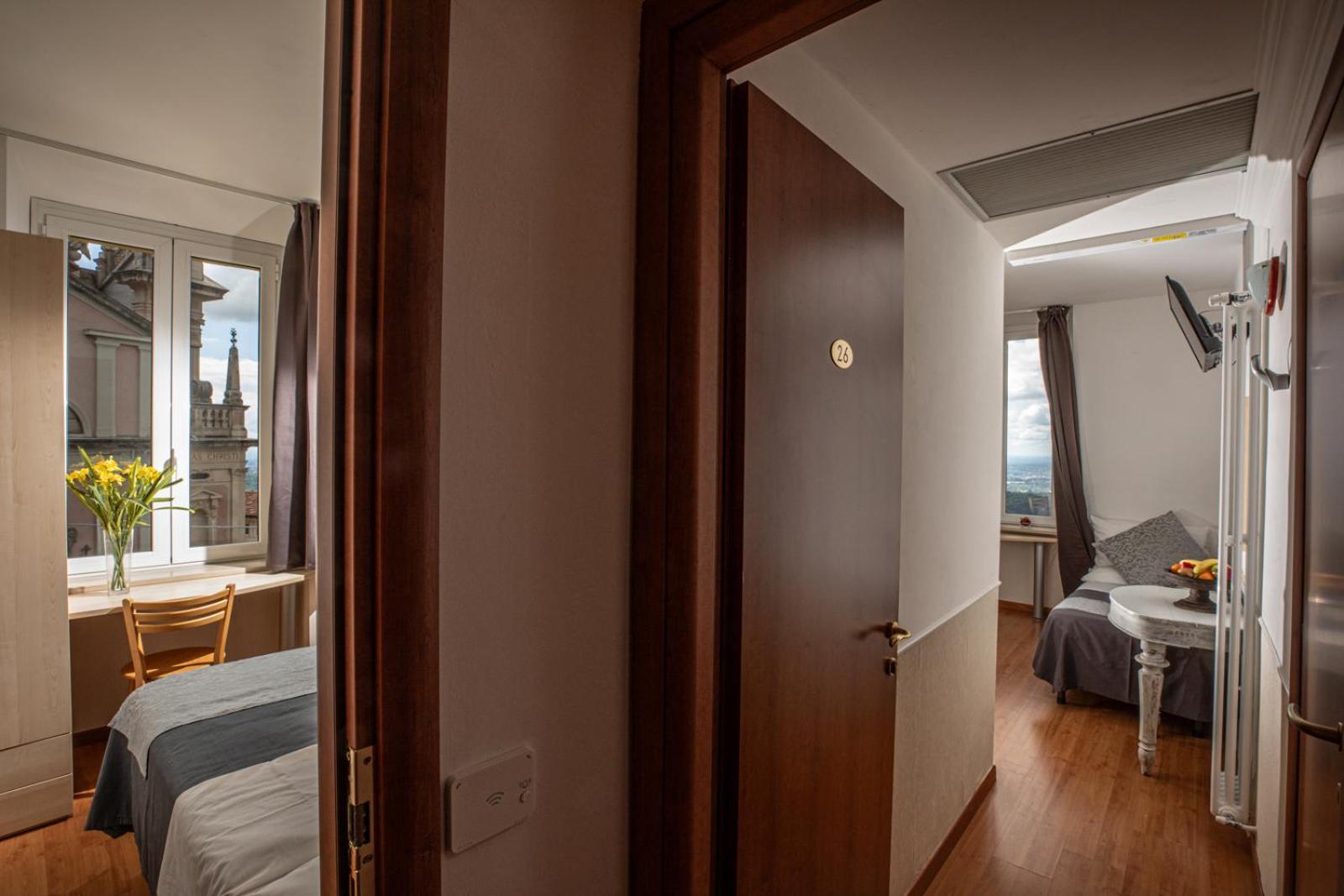 Hotel Vista Lago Брунате Екстер'єр фото