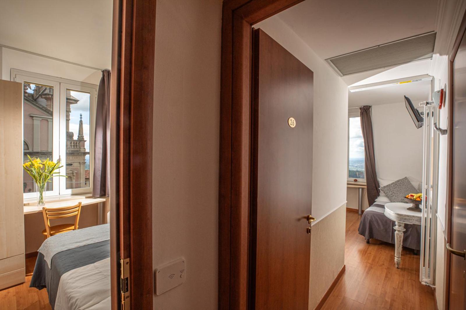 Hotel Vista Lago Брунате Екстер'єр фото